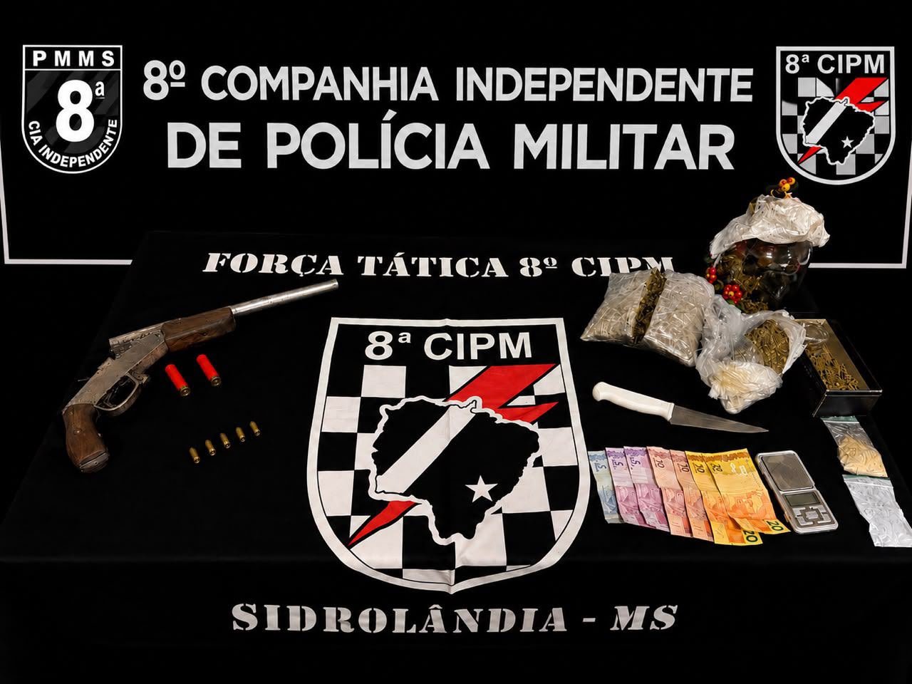 PM apreende drogas e arma de fogo durante ação no Bairro Cascatinha em Sidrolândia