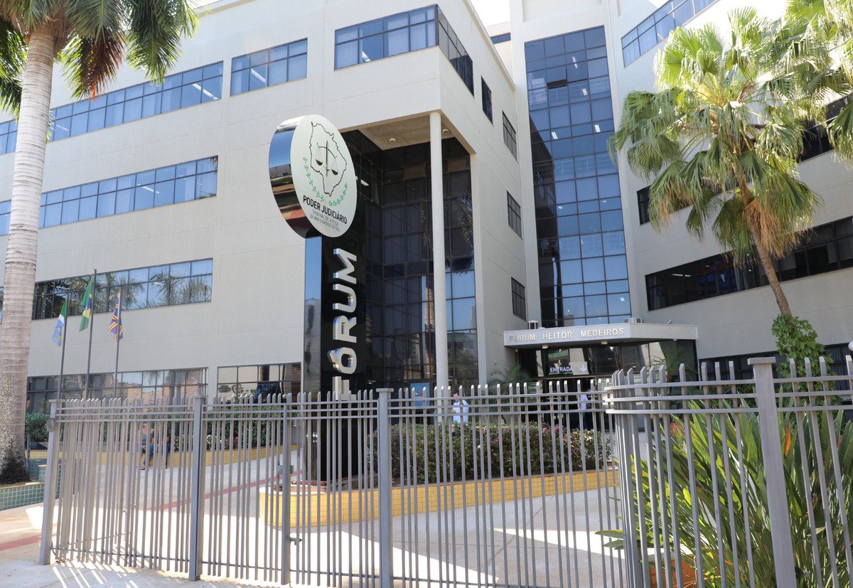 Justiça condena ex-companheiro a indenizar vítima por violência doméstica e destruição de celular