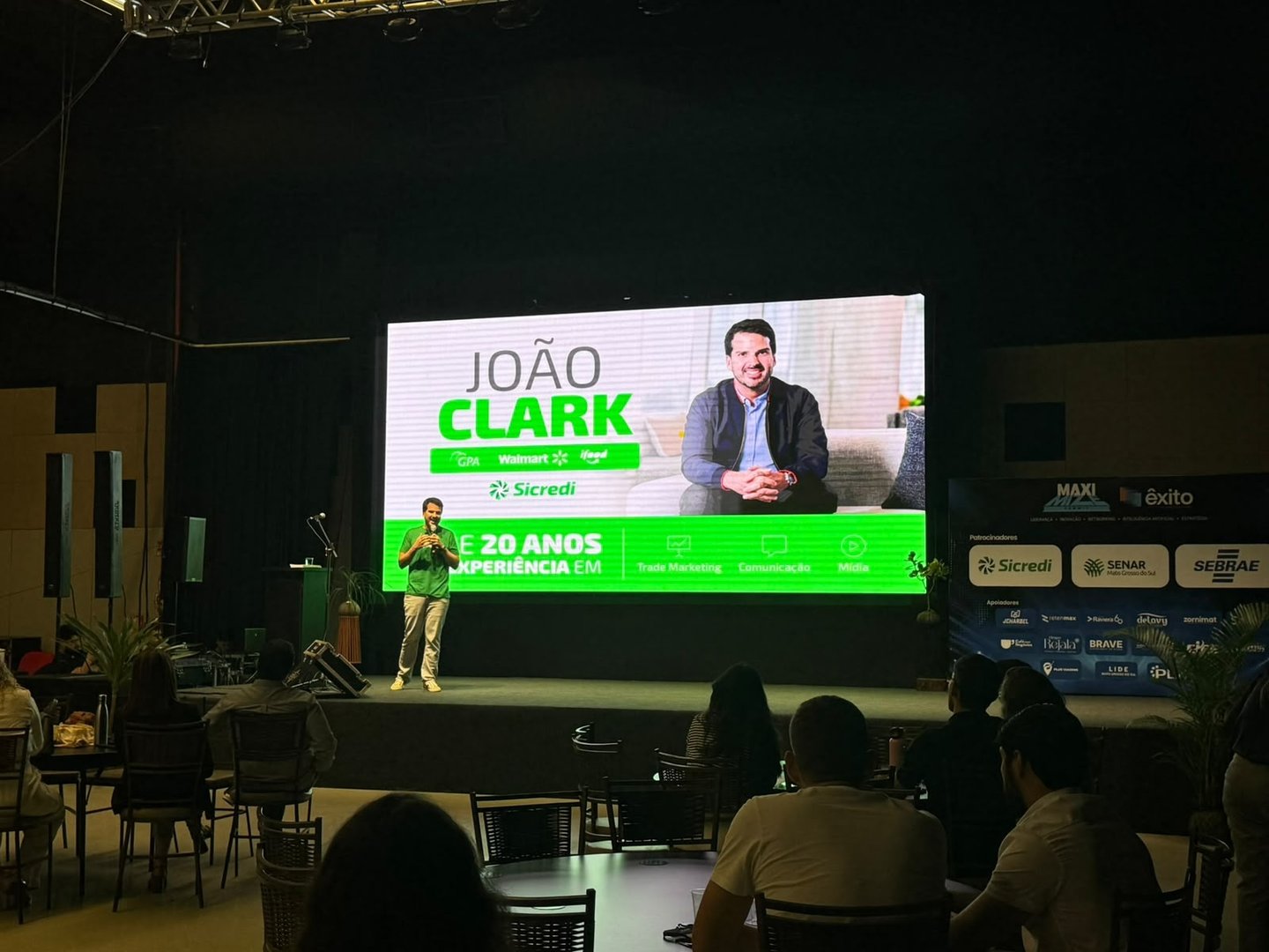 Sicredi destaca construção de marcas e relacionamento com clientes no Maximize Summit