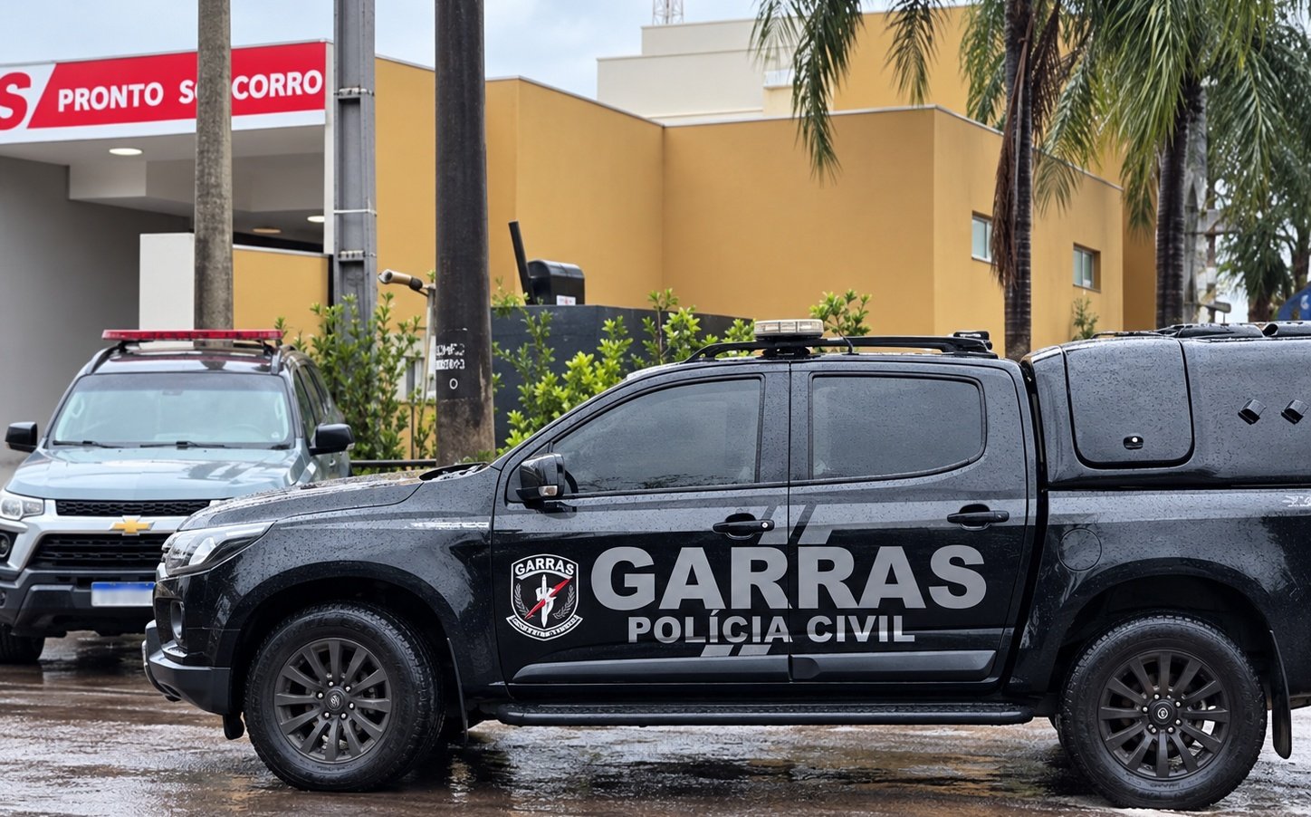 Quatro pessoas são alvejadas por disparos em confronto com a polícia em Sidrolândia