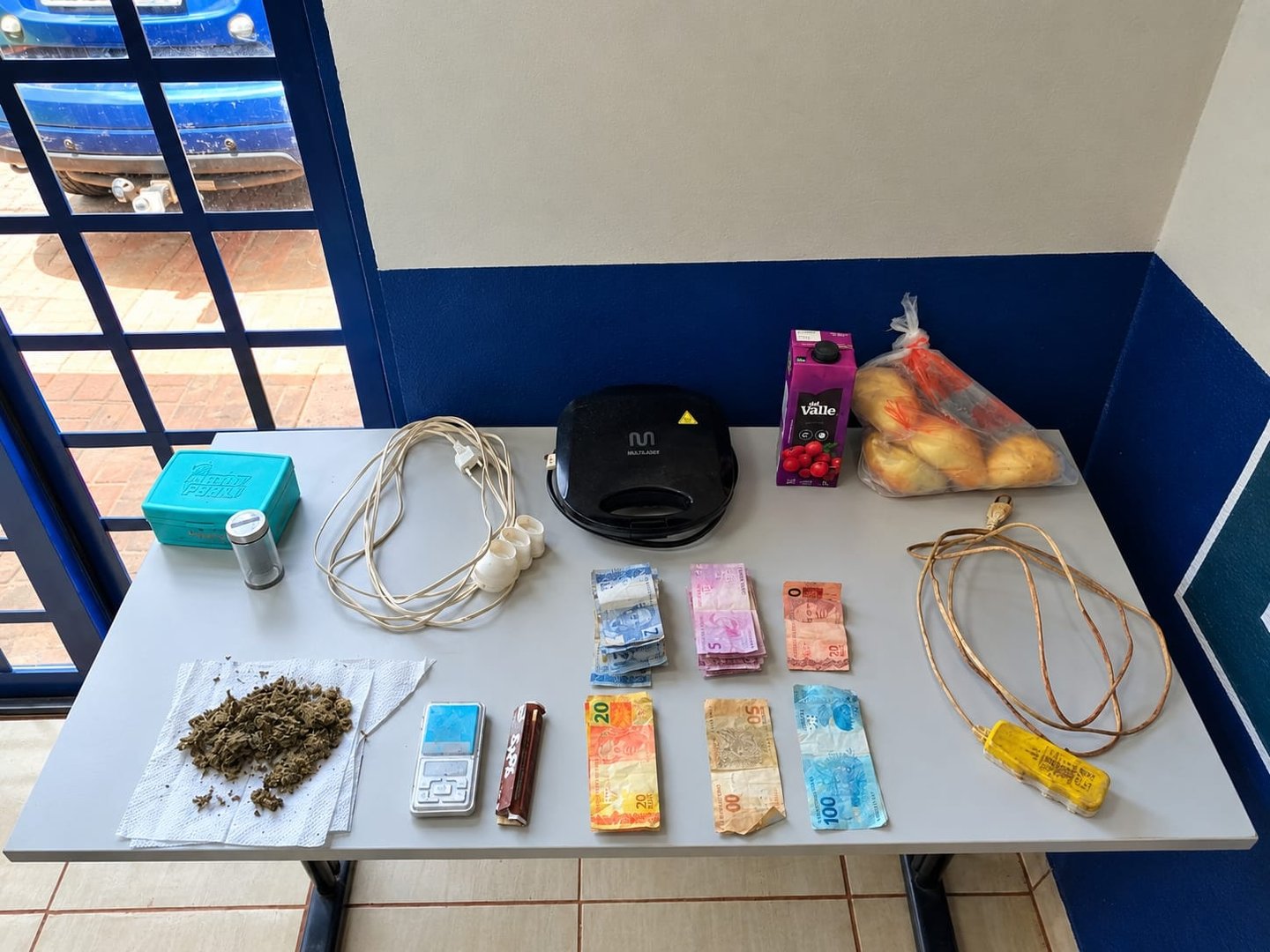 Dois homens são presos por furto e receptação; polícia também encontra drogas em Sidrolândia