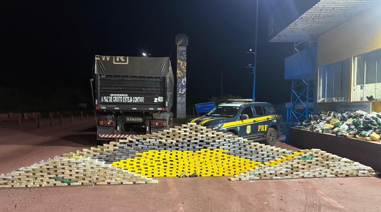 PRF faz terceira maior apreensão de cocaína de 2026 em caminhão em Corumbá